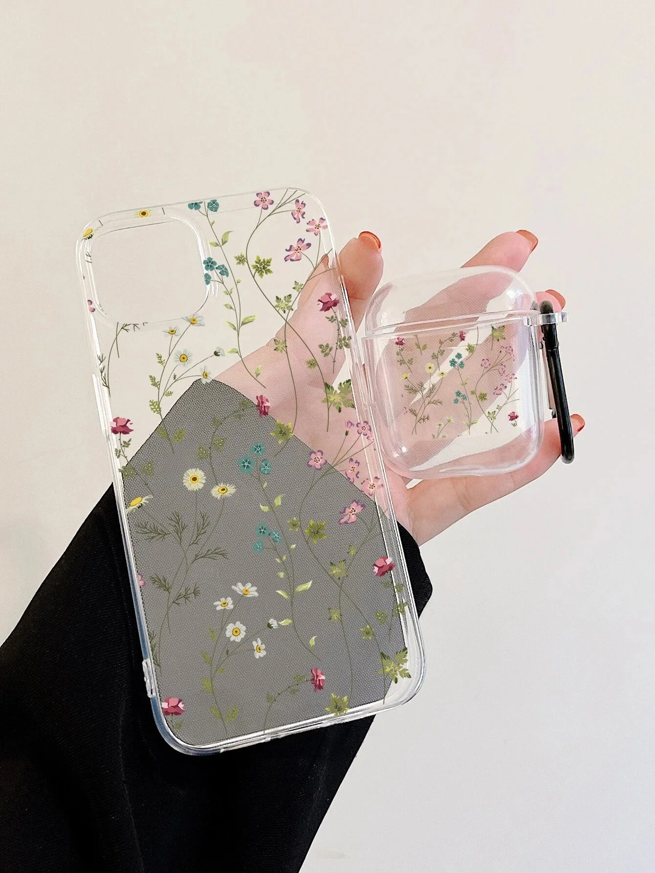 1 funda transparente con diseño floral y 1 funda compatible con Airpods - Imagen 5