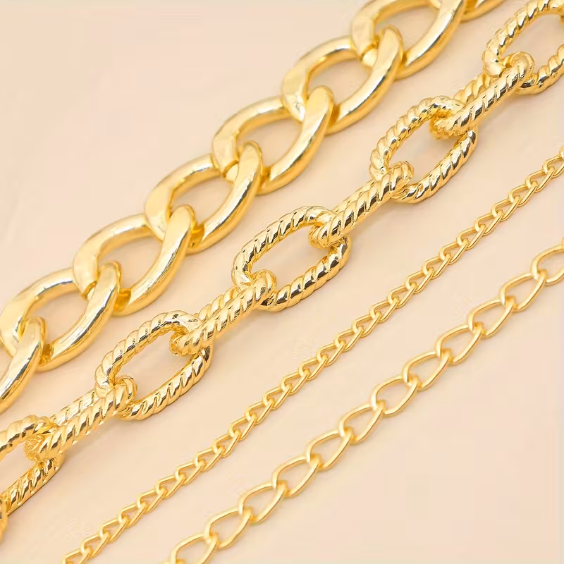 Set de 4 pulseras de cadena múltiple con personalidad exagerada