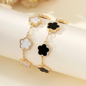 Set de 2 pulseras con trébol de la suerte en blanco y negro, diseño clásico de moda