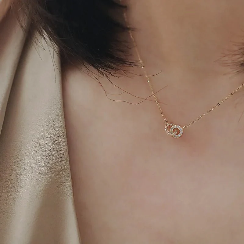 Collar Metiseko de plata de ley 925 con doble cruz y círculos de circonitas cúbicas transparentes - Imagen 3