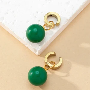 Pendientes largos con diseño de bola para hombres