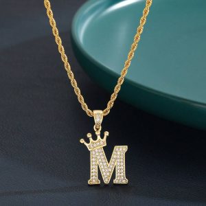 Shein 1 collar con dije de letra inicial en con giro dorado para niños y niñas