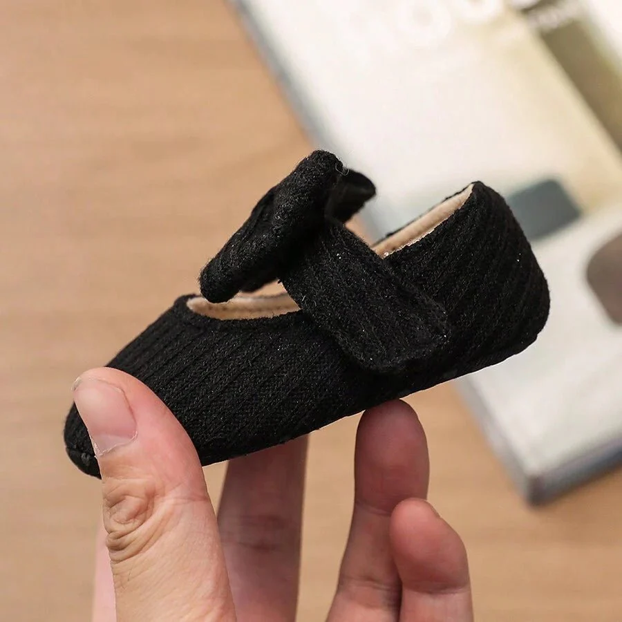 SHEIN 1 par de zapatos de punto con lazo y correa para niña, bonitos y adecuados - Imagen 3