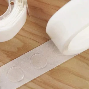 SHEIN 5 Rollo Puntos adhesivos transparentes de doble cara con lunares