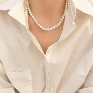 Shein Collar con decoración de perlas falsas