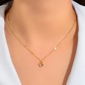 Shein Collar con diseño de corazón