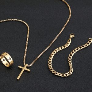 SHEIN Conjunto de tres piezas de joyería de oro para hombre, collar, pulsera y anillo con cruz