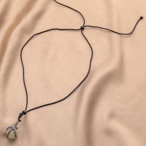 SHEIN Dellgoo Aleación de collar de encanto de garra de águila luminosa de moda y popular